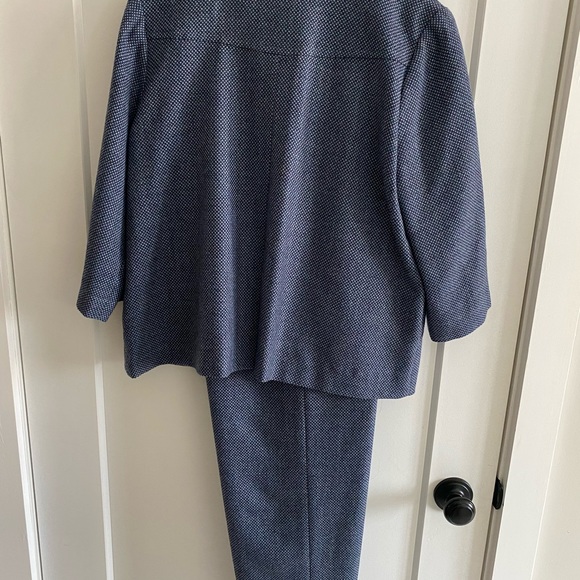 <3 Women’s suit set - Picture 3 of 4